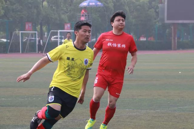 快船投资失败惨痛代价：十个选秀权换一场西决