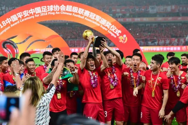 火箭动态更新：杜兰特有意参赛、姚明生日祝福与球员训练消息